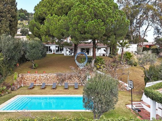 Foto 1 de Chalet en venta en Cabanyes-Mas Ambrós-Mas Pallí de 5 habitaciones con terraza y piscina