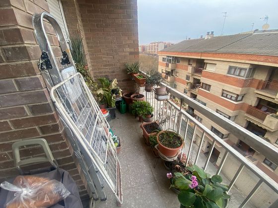Foto 2 de Venta de piso en Pardinyes - Riu Segre - Mitjana de 4 habitaciones con piscina y balcón