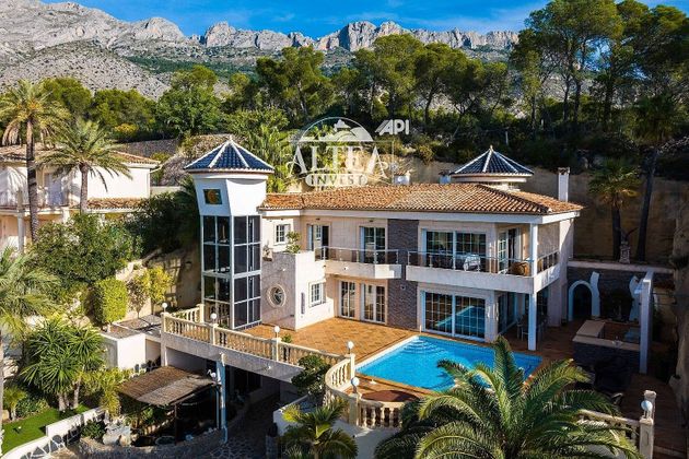 Foto 2 de Chalet en venta en urbanización Jardines de Alhama de 4 habitaciones con terraza y piscina
