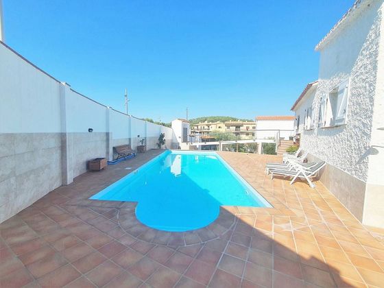Foto 2 de Venta de casa en Escala, L´ de 5 habitaciones con terraza y piscina