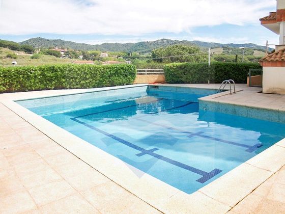 Foto 2 de Àtic en venda a Alella de 4 habitacions amb terrassa i piscina