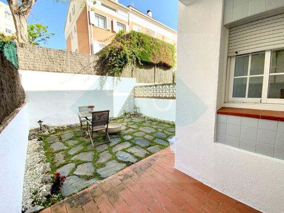 Foto 2 de Venta de casa en Masnou de 4 habitaciones con terraza y jardín