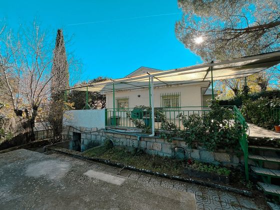 Foto 2 de Venta de chalet en calle Corcho de 3 habitaciones con terraza y piscina