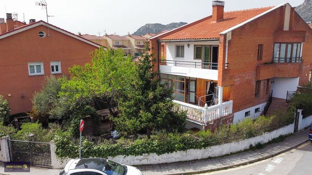 Foto 2 de Casa en venda a Cabrera (La) de 5 habitacions amb terrassa i piscina