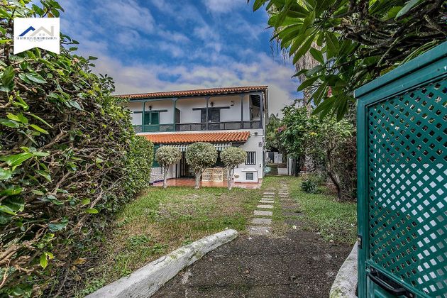 Foto 2 de Casa en venda a Zona Botánico de 3 habitacions amb terrassa i garatge