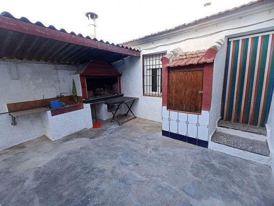 Foto 1 de Casa rural en venda a calle Rubianos de 3 habitacions amb garatge i jardí