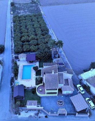 Foto 1 de Venta de chalet en calle Cabecicos de 3 habitaciones con terraza y piscina