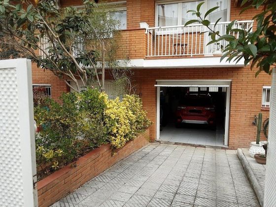 Foto 2 de Venta de casa en Poblenou - L'Olivar Gran de 4 habitaciones con terraza y garaje