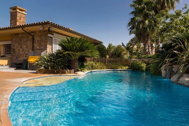 Foto 1 de Xalet en venda a Escala, L´ de 7 habitacions amb terrassa i piscina
