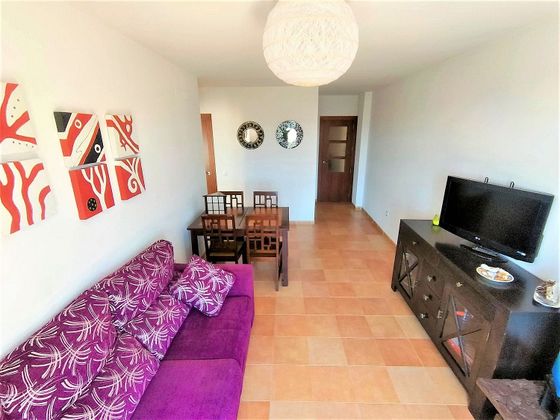 Foto 2 de Piso en venta en calle Roquetas de Mar de 2 habitaciones con terraza y piscina