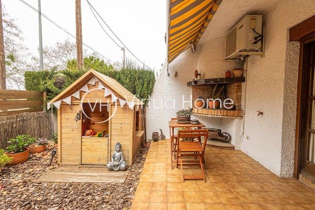 Foto 2 de Casa adossada en venda a Bardají-Molí de Baix de 3 habitacions amb garatge i jardí