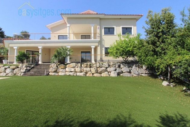 Foto 2 de Casa en venta en Can Girona - Terramar - Can Pei - Vinyet de 7 habitaciones con terraza y piscina