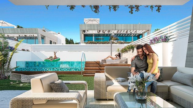 Foto 2 de Casa en venda a Puerto Banús de 3 habitacions amb terrassa i piscina