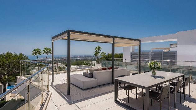 Foto 1 de Xalet en venda a Sierra Blanca de 3 habitacions amb terrassa i piscina
