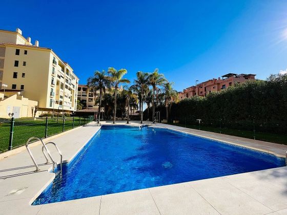 Foto 1 de Pis en venda a Arroyo de la Miel de 4 habitacions amb terrassa i piscina