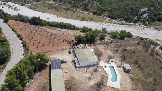 Foto 2 de Xalet en venda a Cervera del Maestre de 6 habitacions amb terrassa i piscina