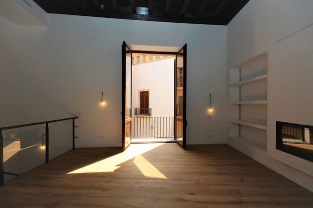 Foto 2 de Dúplex en venda a La Seu - Cort - Monti-sión de 2 habitacions amb garatge i calefacció