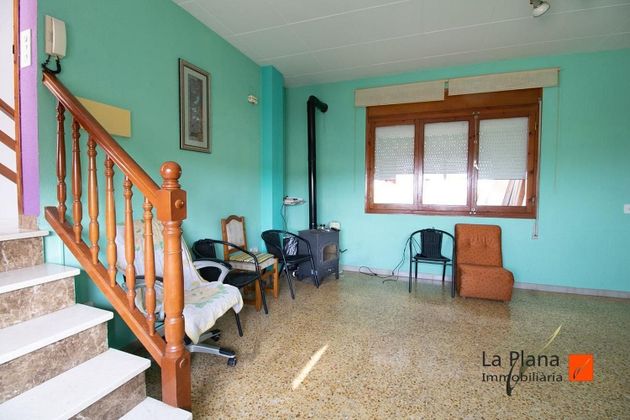 Foto 2 de Venta de piso en Santa Bàrbara de 3 habitaciones con terraza
