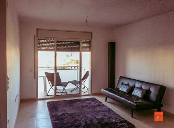 Foto 1 de Pis en venda a Amposta de 2 habitacions amb balcó i aire acondicionat