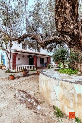 Foto 2 de Venta de casa rural en Santa Bàrbara de 4 habitaciones con terraza y piscina