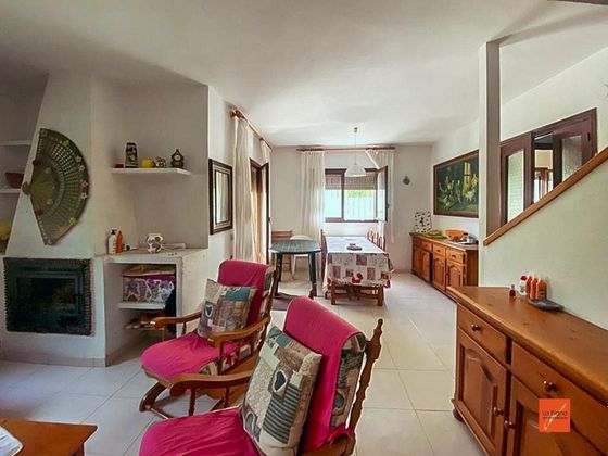 Foto 1 de Casa adossada en venda a Montsià de Mar de 3 habitacions amb garatge i jardí