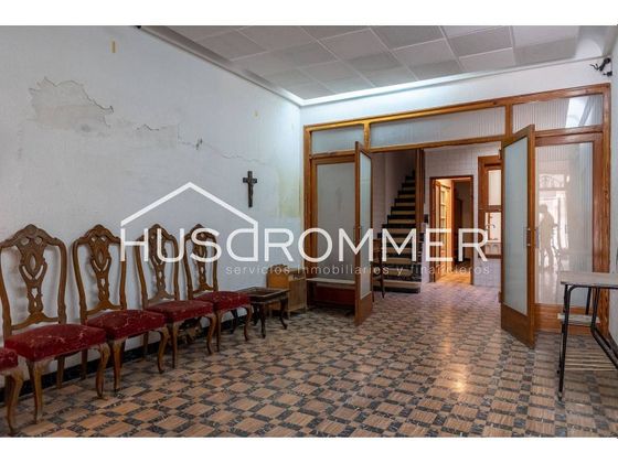 Foto 2 de Casa adossada en venda a Cariñena - Carinyena de 6 habitacions amb balcó