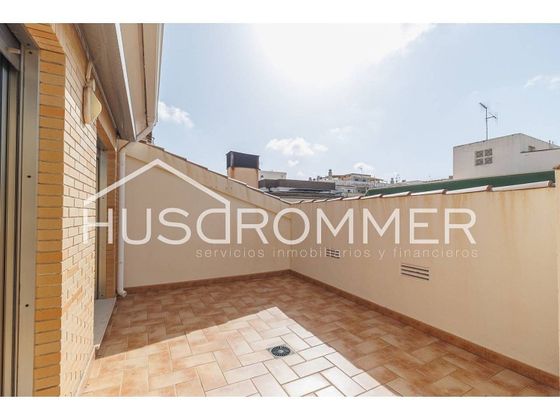 Foto 1 de Dúplex en venta en Centro - Villarreal de 4 habitaciones con terraza y piscina