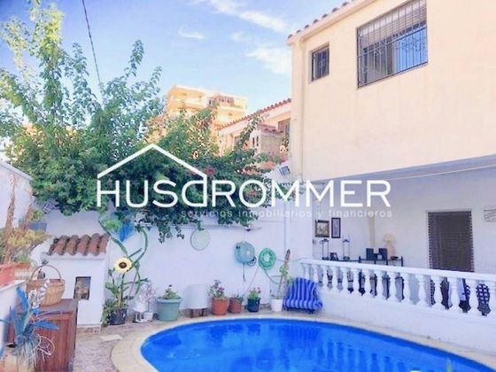 Foto 1 de Casa en venta en Curva - Heliópolis de 6 habitaciones con terraza y piscina