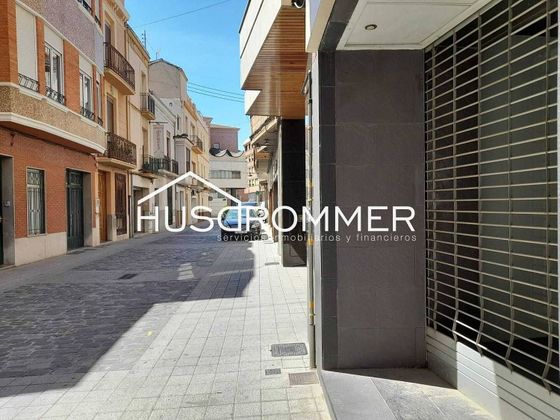 Foto 1 de Local en alquiler en Centro - Villarreal con terraza