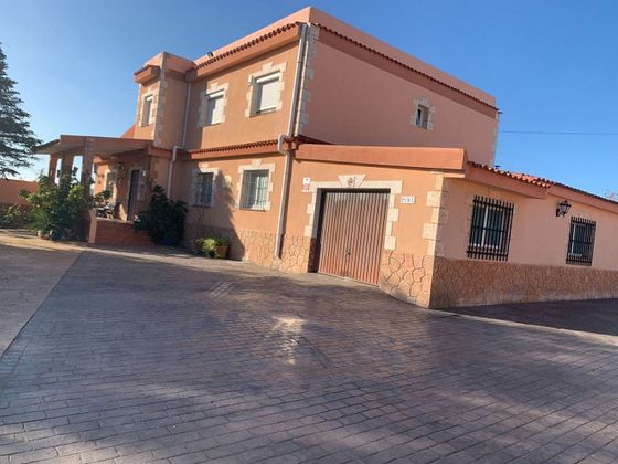 Foto 2 de Xalet en venda a Atzeneta del Maestrat de 6 habitacions amb terrassa i piscina