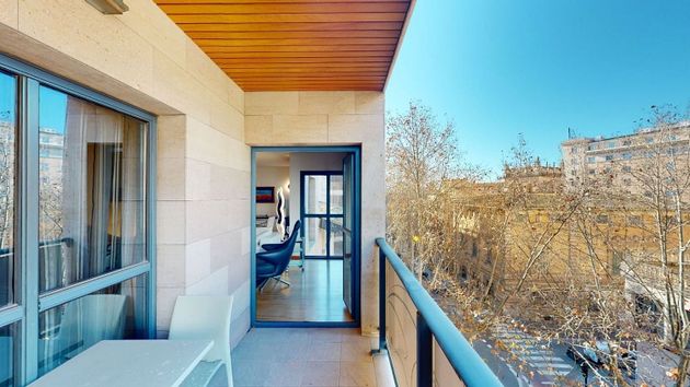 Foto 2 de Piso en venta en calle Del Baró de Pinopar de 3 habitaciones con terraza y aire acondicionado