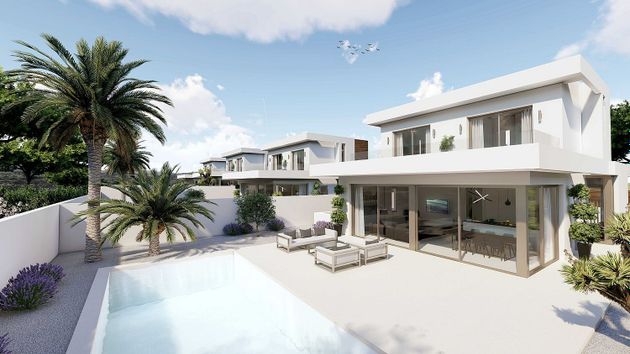 Foto 2 de Xalet en venda a San Juan de Alicante/Sant Joan d´Alacant de 3 habitacions amb terrassa i piscina