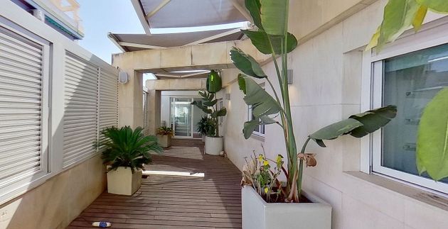 Foto 2 de Alquiler de ático en plaza Calvo Sotelo de 4 habitaciones con terraza y garaje