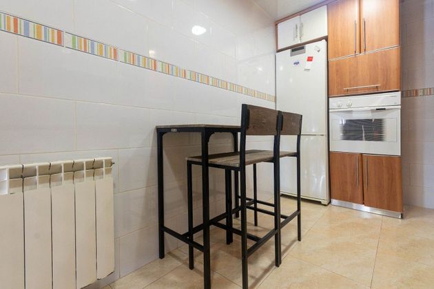 Foto 2 de Piso en venta en Gràcia de 3 habitaciones con calefacción