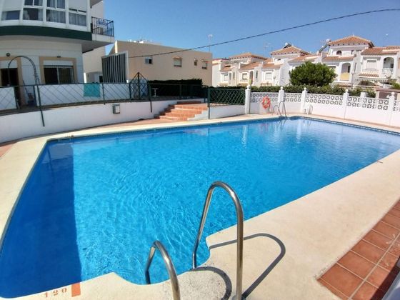 Foto 1 de Venta de piso en Urbanización Santa Rosa de 1 habitación con terraza y piscina