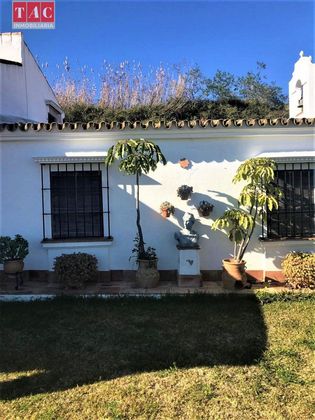 Foto 2 de Casa rural en venda a Lepe ciudad de 5 habitacions amb terrassa i piscina