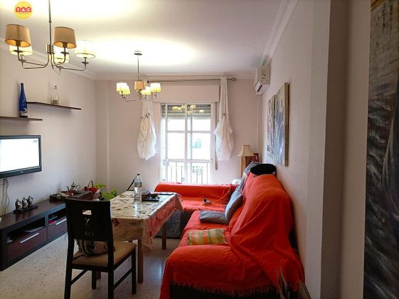 Foto 1 de Pis en venda a Lepe ciudad de 2 habitacions amb balcó i aire acondicionat