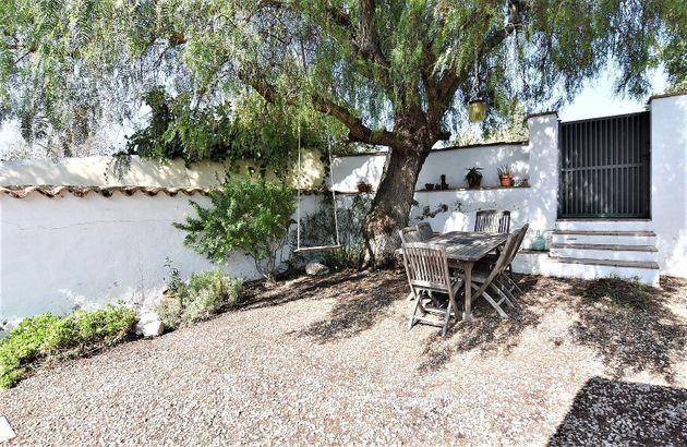 Foto 2 de Casa adossada en venda a calle Sant Pau de 4 habitacions amb terrassa i jardí
