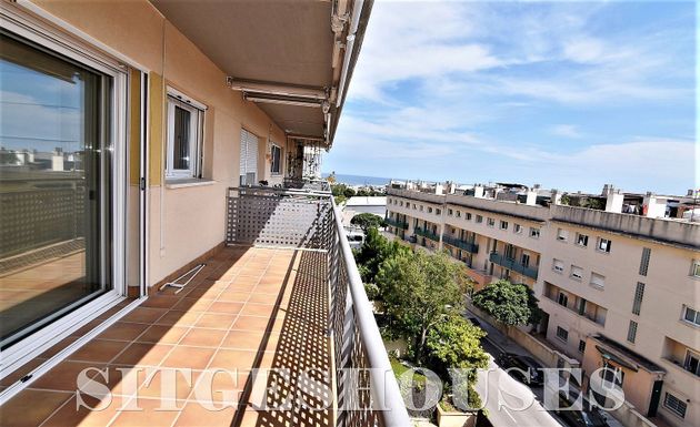 Foto 1 de Àtic en venda a Els Molins - La Devesa - El Poble-sec de 3 habitacions amb terrassa i piscina