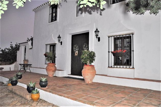 Foto 2 de Xalet en venda a Mijas pueblo de 6 habitacions amb terrassa i piscina