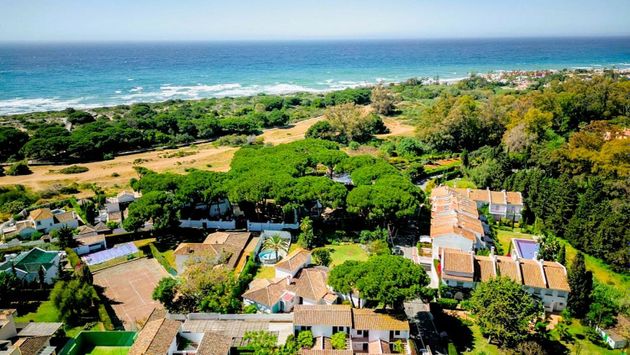 Foto 1 de Xalet en venda a Cabo Pino - Reserva de Marbella de 4 habitacions amb terrassa i garatge