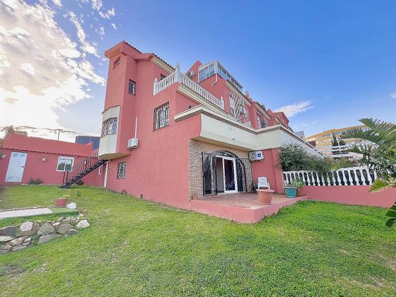 Foto 1 de Casa en venda a calle Los Camachos de 5 habitacions amb terrassa i piscina