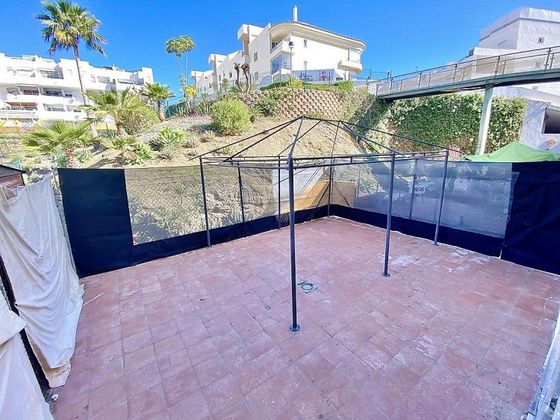 Foto 2 de Pis en venda a calle Green de Riviera de 2 habitacions amb terrassa i piscina