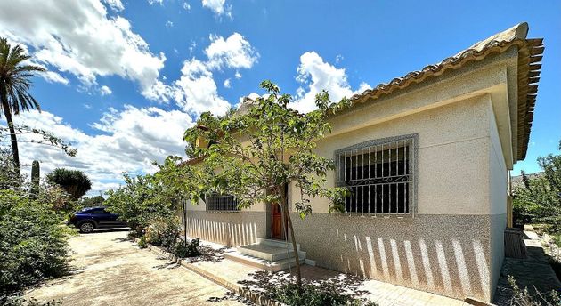 Foto 2 de Chalet en venta en Alhama de Murcia de 6 habitaciones con terraza y piscina