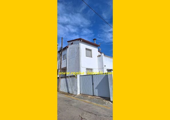 Foto 2 de Venta de casa en Escala, L´ de 6 habitaciones con terraza y garaje