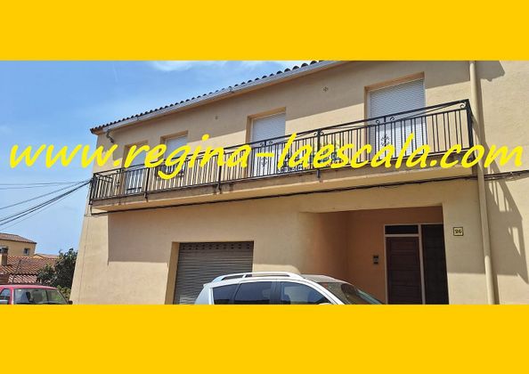 Foto 1 de Casa en venta en Bellcaire d´Empordà de 4 habitaciones con terraza y garaje