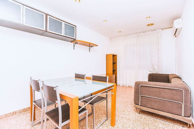 Foto 1 de Piso en venta en Sant Pol de Mar de 3 habitaciones con aire acondicionado