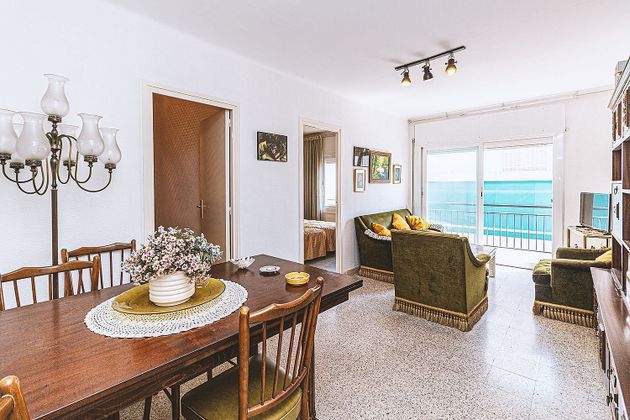 Foto 1 de Piso en venta en Sant Pol de Mar de 3 habitaciones con terraza