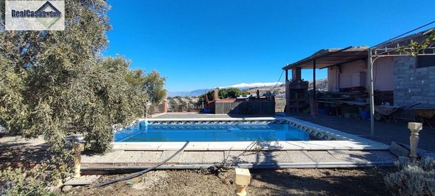 Foto 1 de Casa rural en venta en Escúzar de 3 habitaciones con terraza y piscina