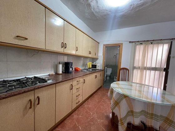 Foto 1 de Chalet en venta en Molvízar de 5 habitaciones con terraza y calefacción